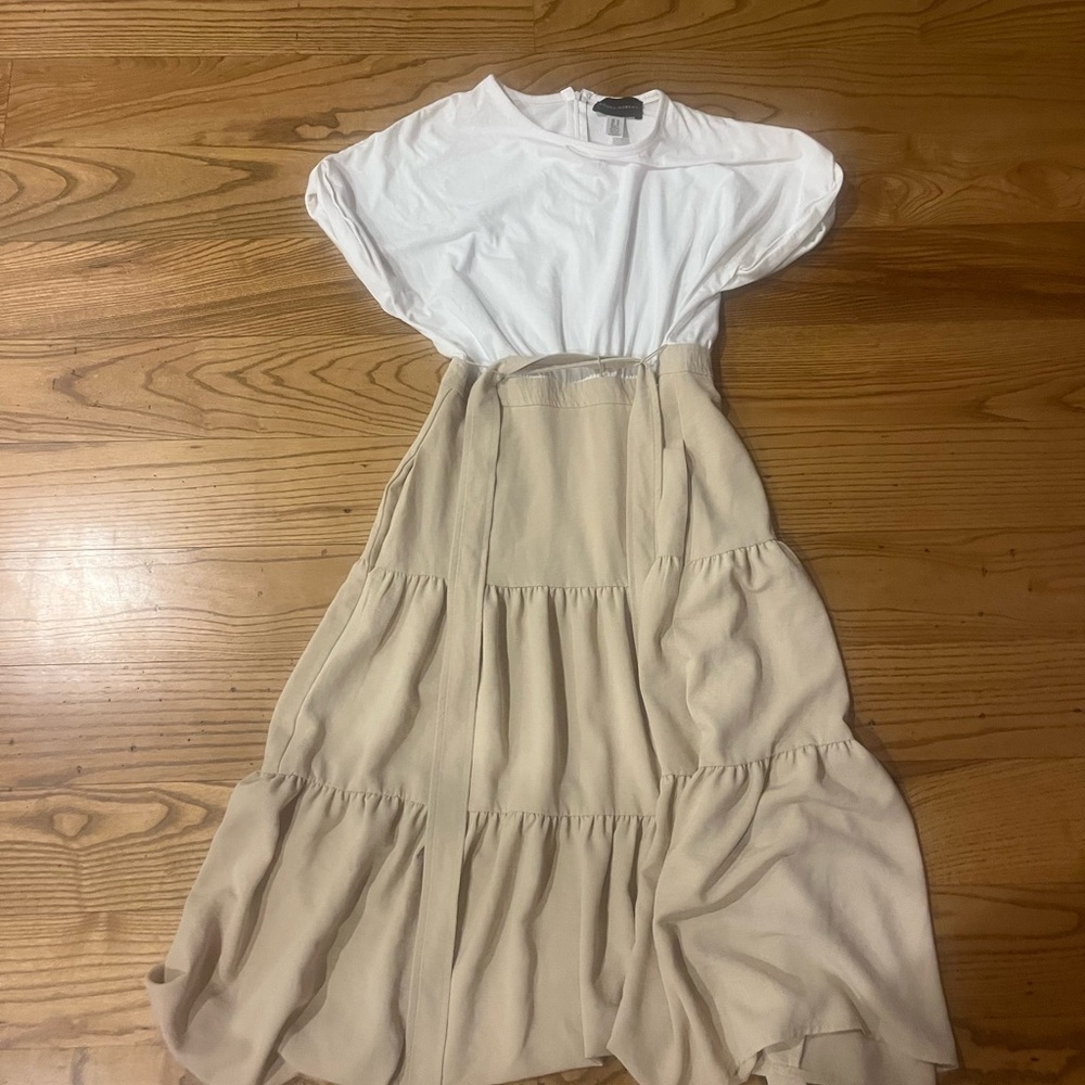 Donna Morgan Elegant White Top